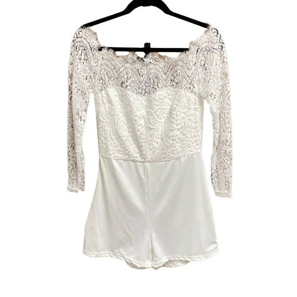 White Lace Long Sleeve Romper Size Medium